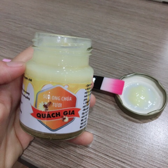 SỮA ONG CHÚA QUÁCH GIA