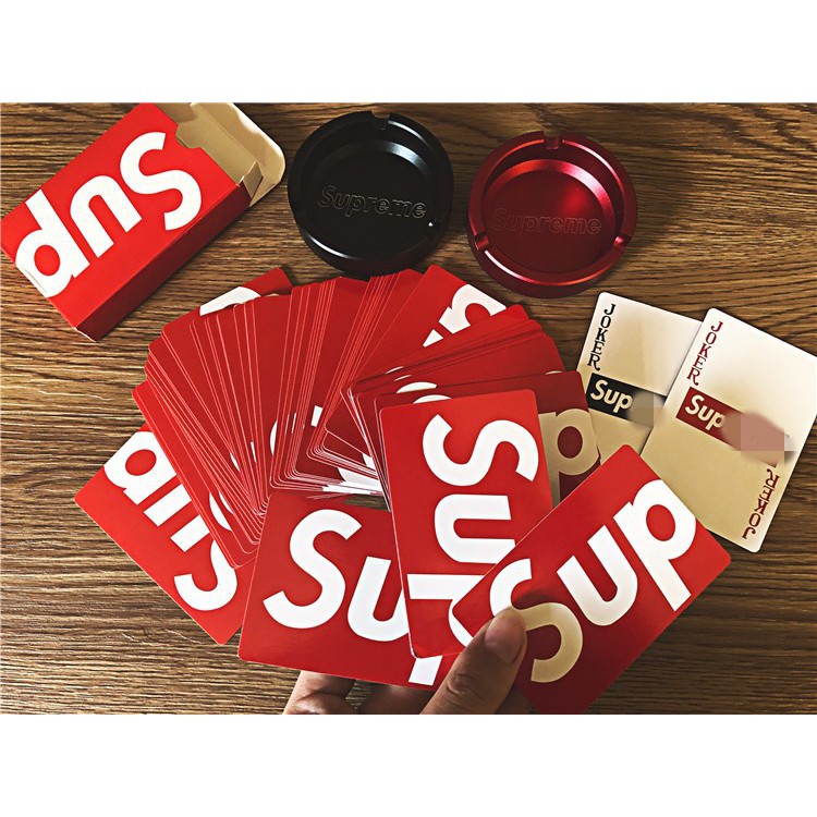 Bộ tú lơ khơ Supreme