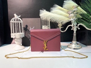 Túi Yves Saint Laurent