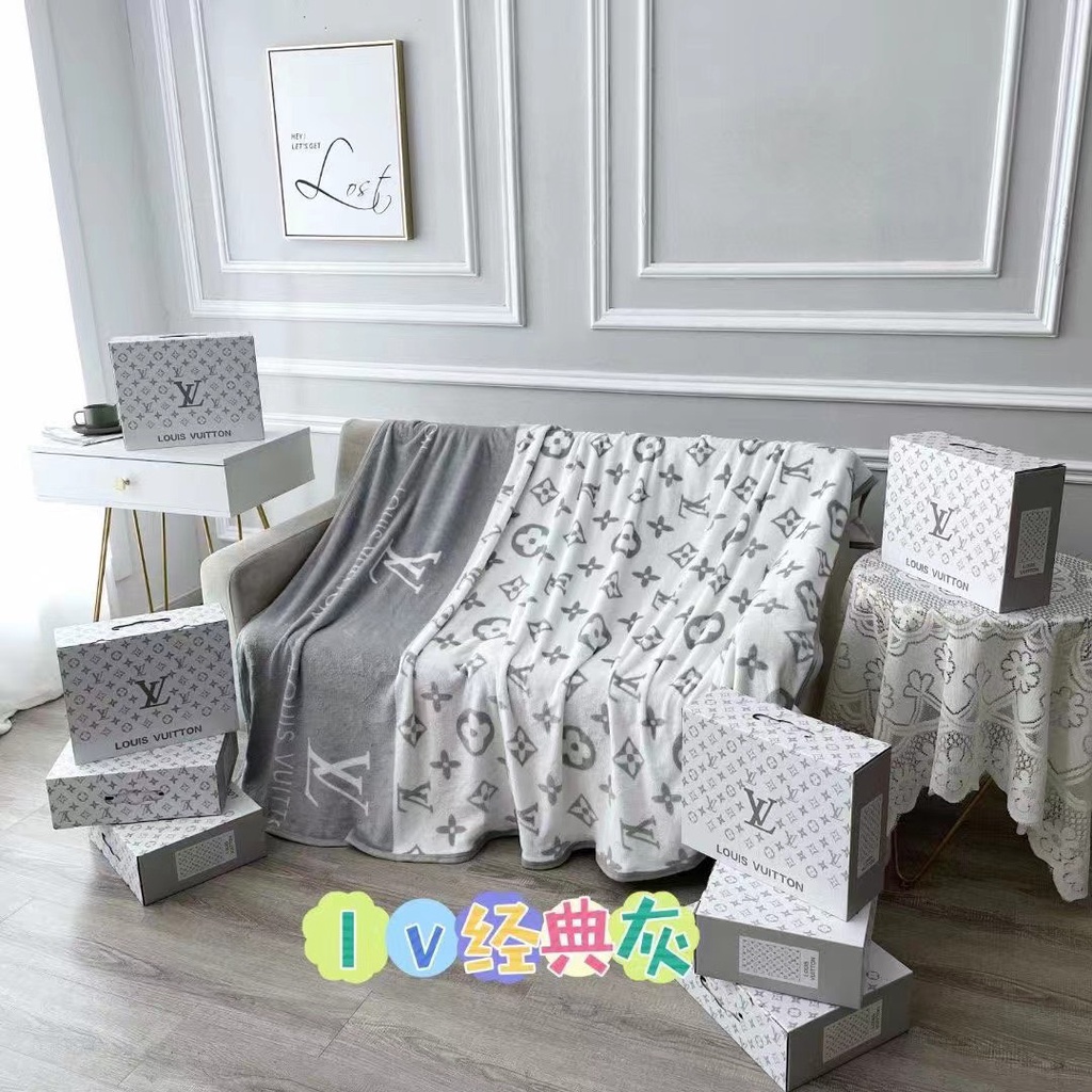 Chăn tuyết nhung văn phòng gấp gọn chất liệu mềm mịn, Mền nỉ nhung kích thước m5x2m hoạ tiết sang trọng