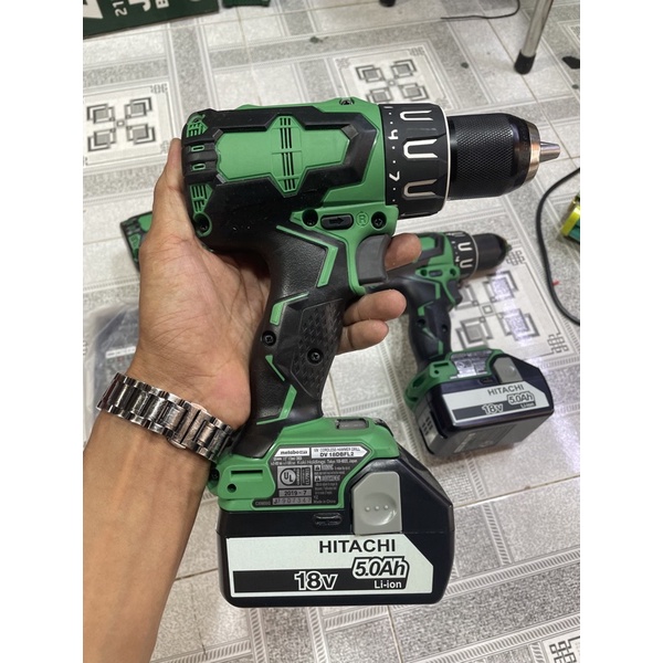 Vỏ mạch hitachi 18v nhận xạc zin _ arapter