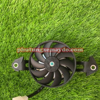 Quạt két nước độ trung