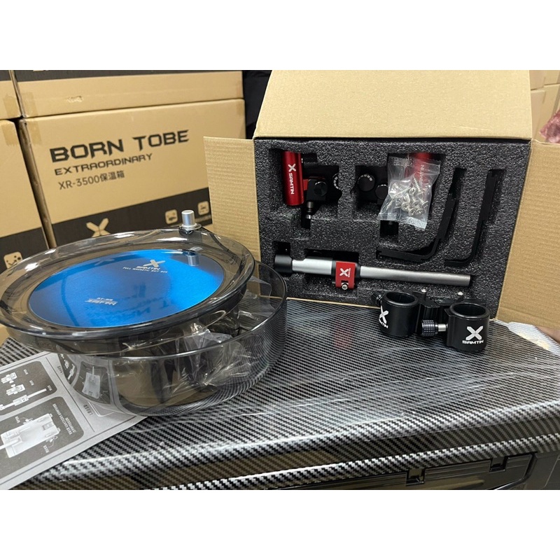 Thùng Câu Đài Xsamtin 2900E 29L  Nắp Carbon - Chính Hãng