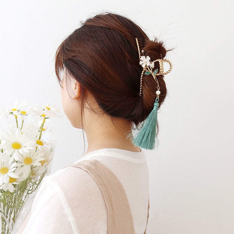 Kẹp Tóc Hình Hoa Hồng/ Cá Mập Phối Tua Rua Độc Đáo Thời Trang