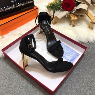 Sandal Zara basic hàng xuất gót vàng mảnh 7p cực chảnh 
✔️ Sz: 35->39