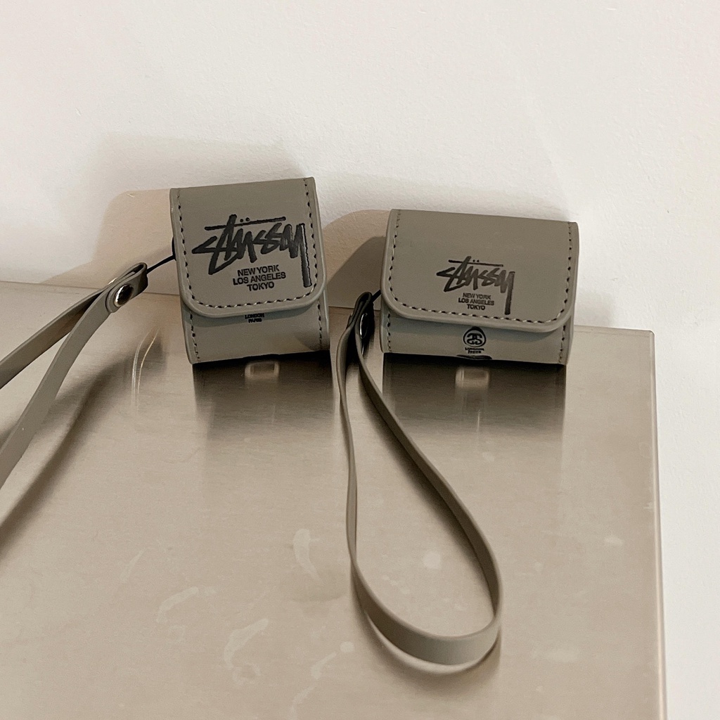 Vỏ Bảo Vệ Hộp Sạc Tai Nghe AirPods3 / 3 / 2 Bằng Da In Logo Stussy Màu Xanh Dương Thờ