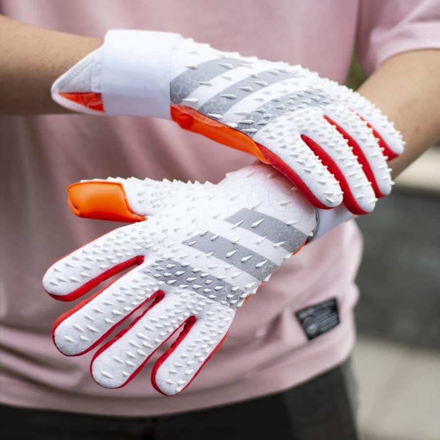 Găng Tay Thủ Môn Adidas Predator Pro Freak 2022- Trắng De Gea
