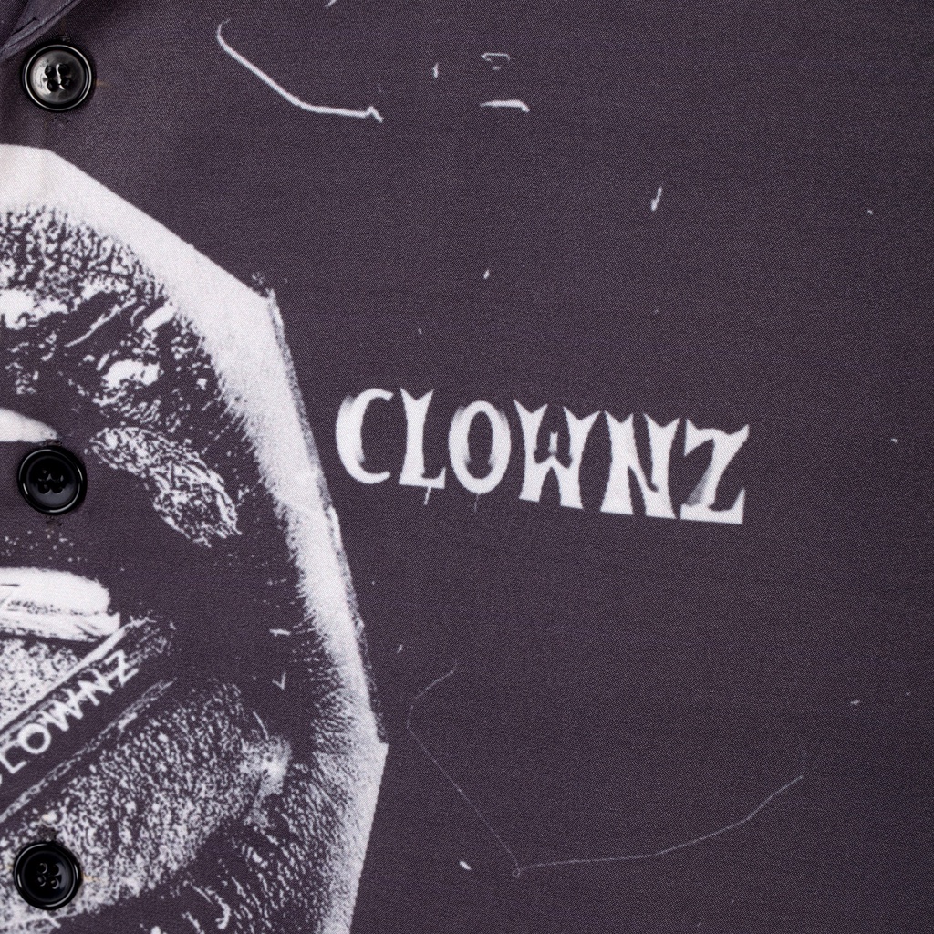 Áo sơ mi local brand Clownz Bad Lips dáng unisex, form rộng, chất kate mịn | BigBuy360 - bigbuy360.vn