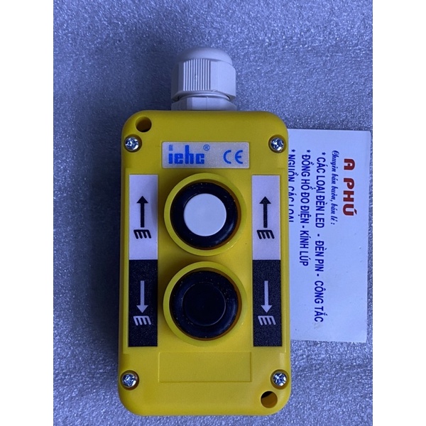 Nút điều khiển  của xe tải 2 nút và 3nút 250v/5A-500V/2a chống nc chống bụi