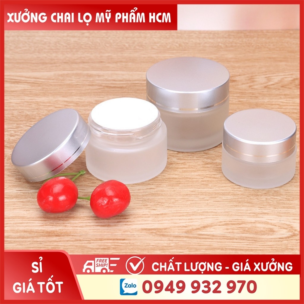 Hủ Thủy Tinh Mờ 30g Nắp Bạc Chiết Kem - Chiết Mỹ Phẩm