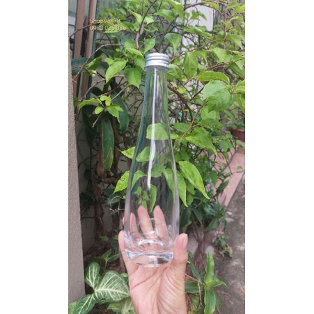 Chai thủy tinh dáng bầu giọt nước đáy dày( 330ml/500ml)
