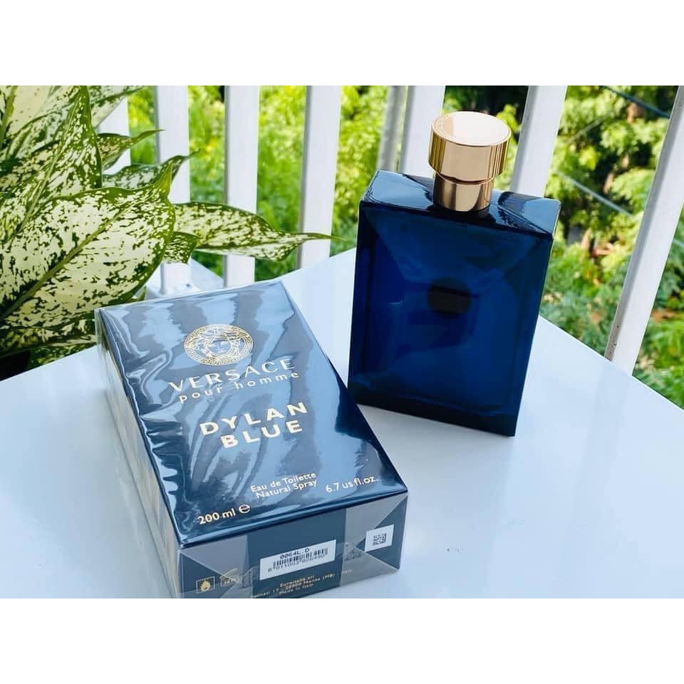 Nước hoa nam Versace Dylan Blue Pour Homme EDT 200ml