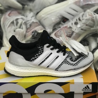 Giày thể thao ultra boost