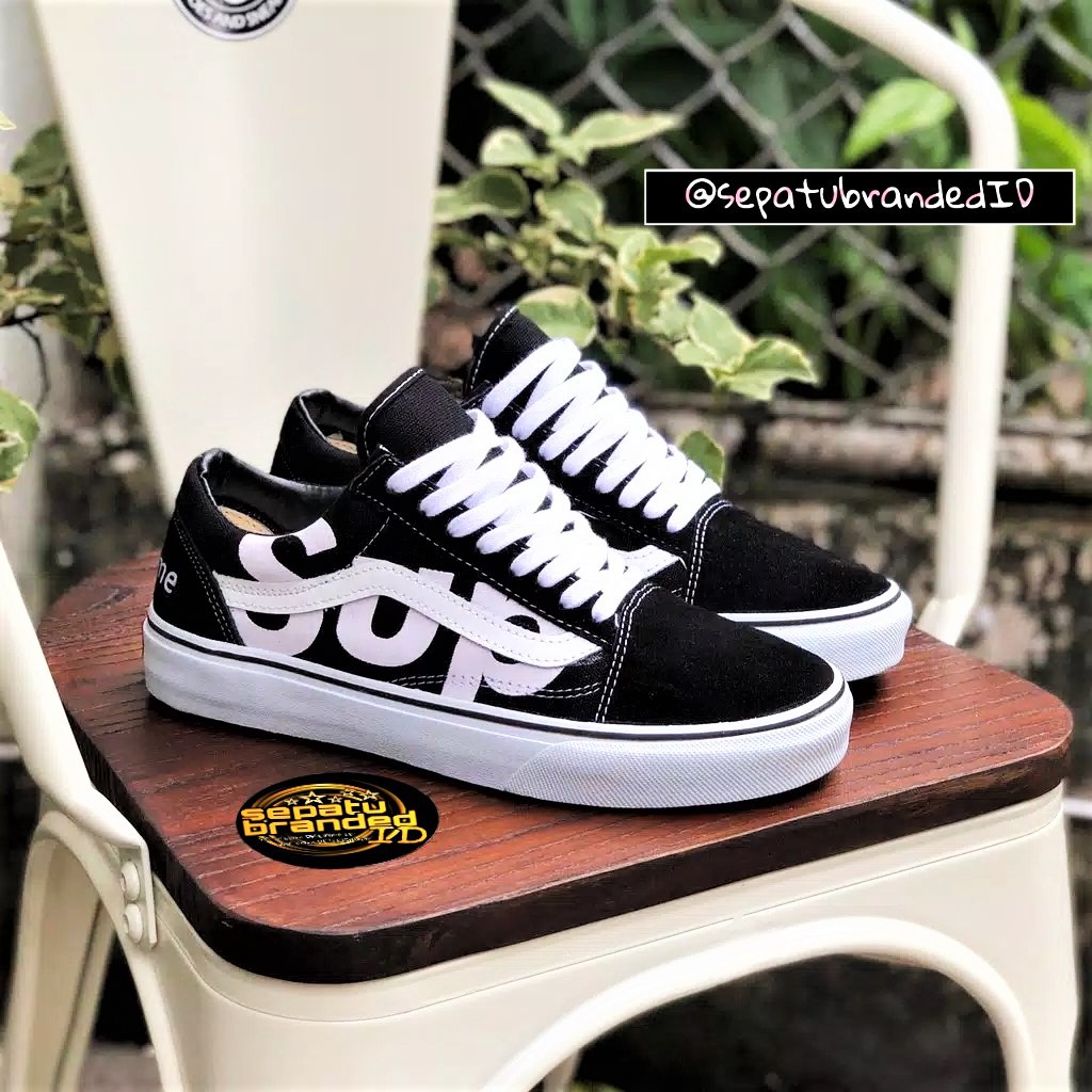 Giày Thể Thao Vans Oldskool Supreme Thiết Kế Năng Động Trẻ Trung Cho Nam