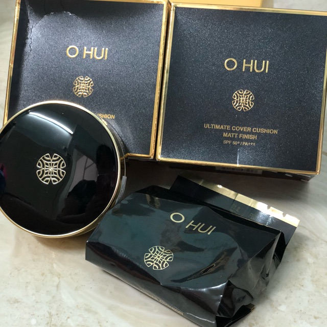 Kem che khuyết điểm chống nắng Cushion Ohui Ultimate Cover Cushion Matt Finish.