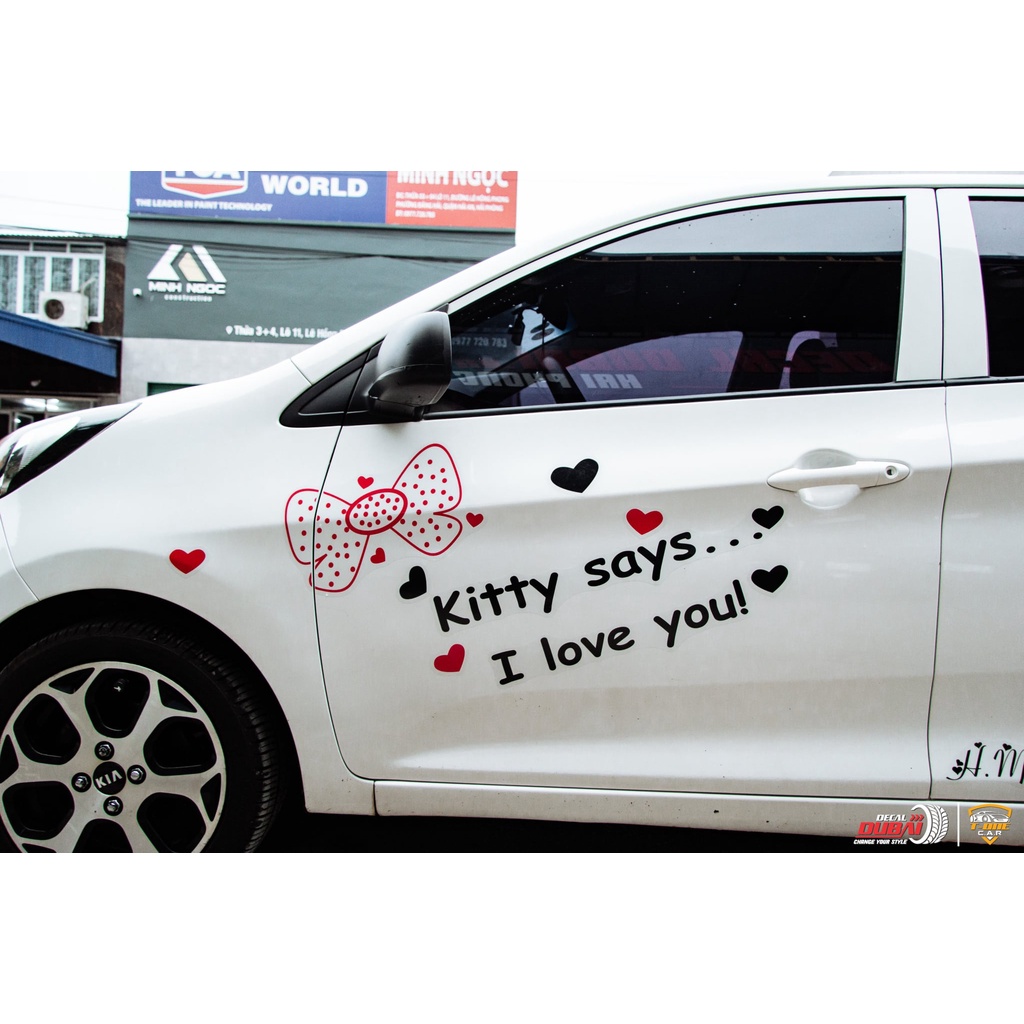 Decal dán xe ô tô Hello kitty siêu dễ thương