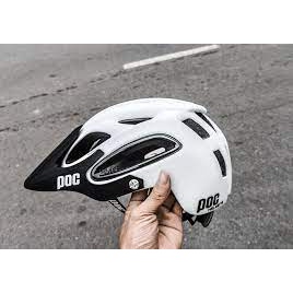 Nón bảo hiểm 1/2 đầu Poc 07 màu trắng chính hãng