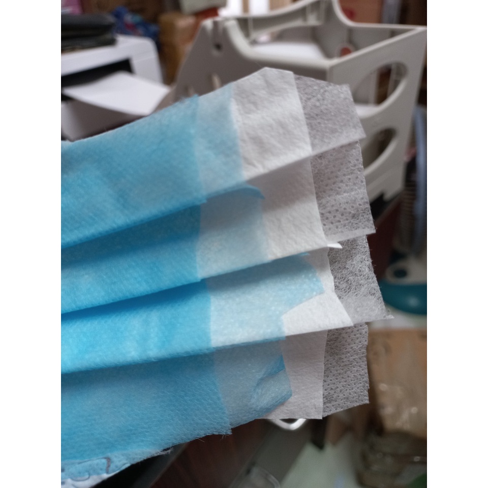 [HÀNG TẶNG] Khẩu trang y tế 4 lớp FAMAPRO ( Combo 2 cái/ 1 bịch )