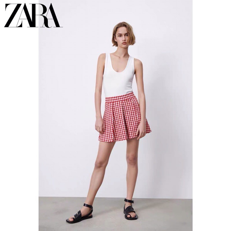 Quần váy Zara new best seller 2021 kẻ ô dáng xoè