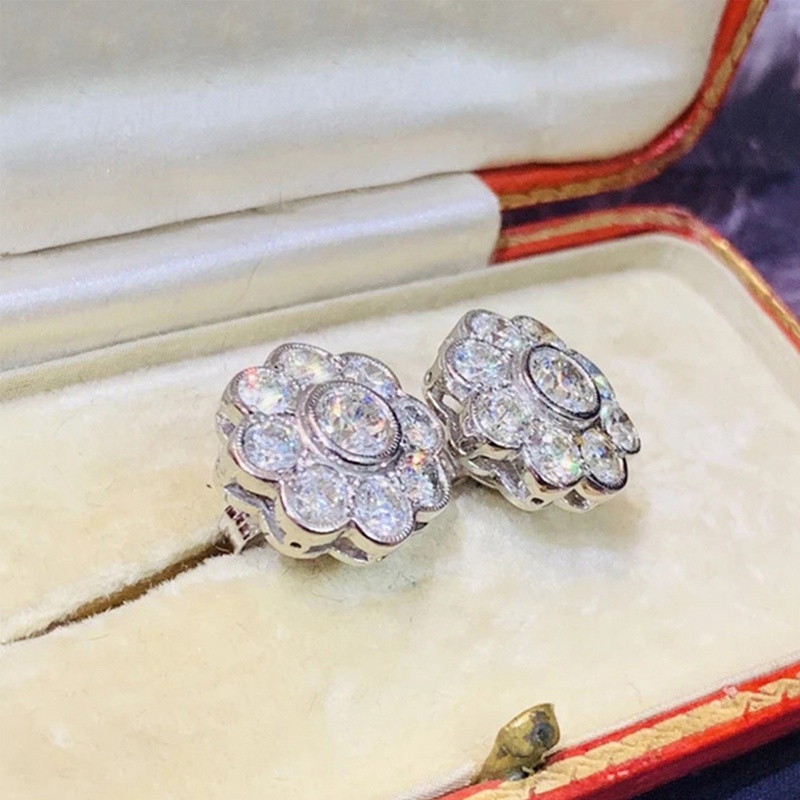 Khuyên tai nữ hình bông hoa thời trang