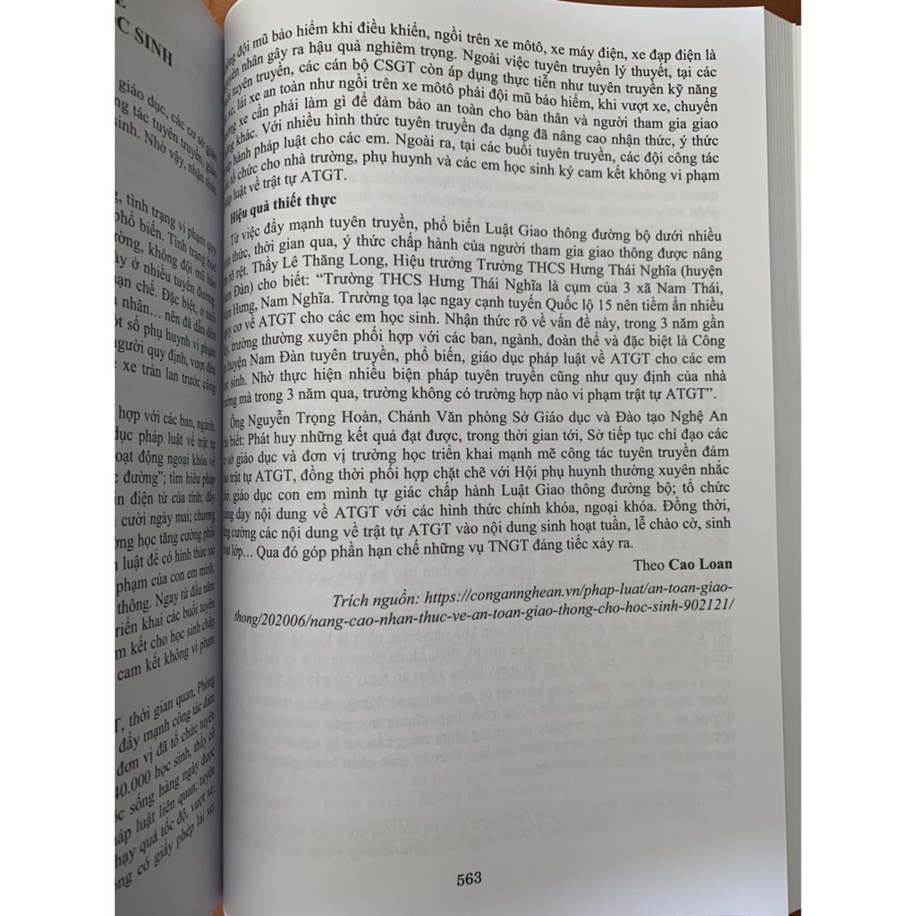 Sách - Công tác tuyên truyền giáo dục pháp luật về an toàn giao thông trong trường học | BigBuy360 - bigbuy360.vn