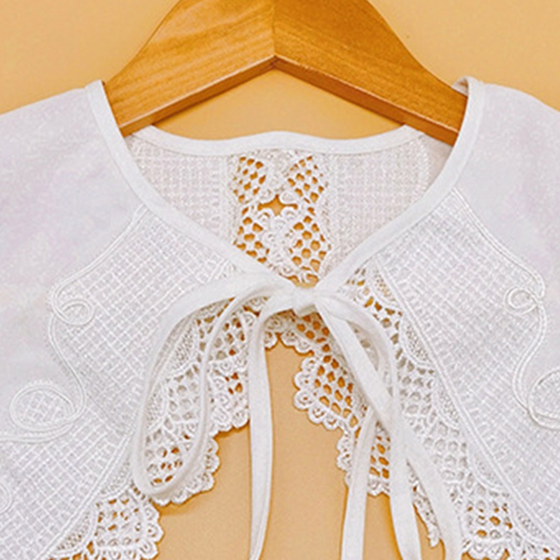 Khăn Choàng Cổ Màu Trắng Phối Ren Họa Tiết Kẻ Sọc / Chấm Bi Có Thể Tháo Rời Thời