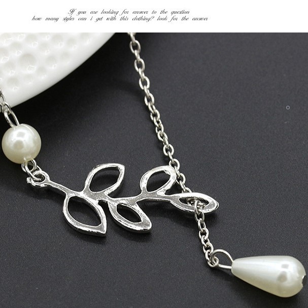 Dây chuyền mặt hình lá đính ngọc trai giả thời trang cho nữ