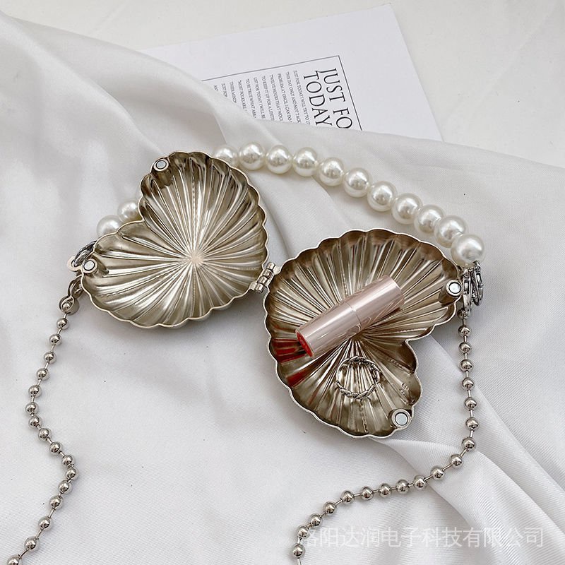 Túi Đeo Chéo Vai Hình Trái Tim Kim Loại Mini Phong Cách Punk Thời Trang Cho Nữ cg01