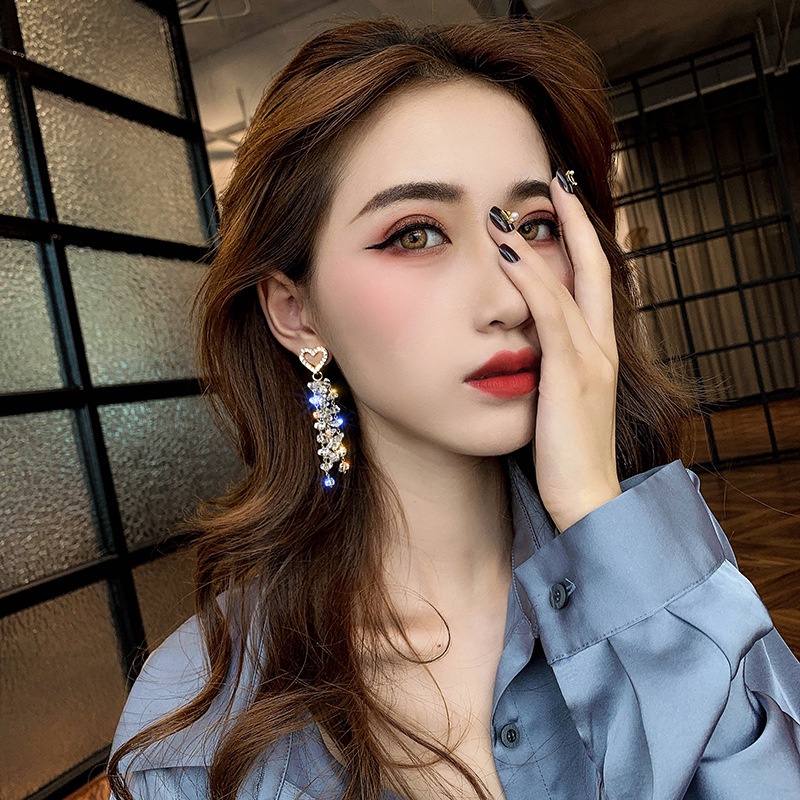 Bông Tai Mạ Bạc 925 Hình Trái Tim Đính Đá Tua Rua Phong Cách Hàn Quốc