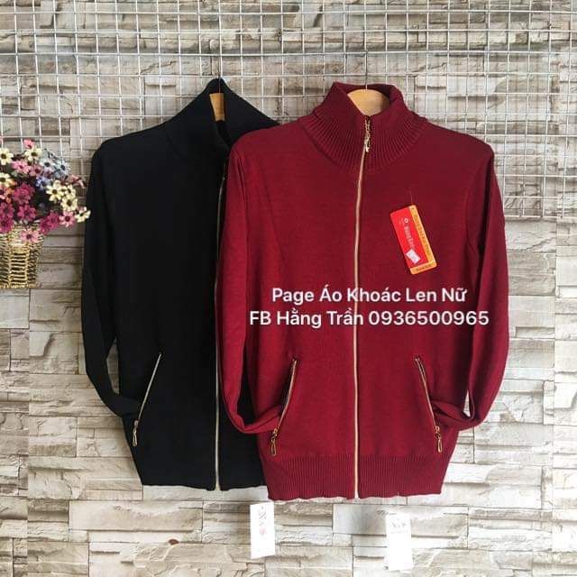 Khoác len cổ cao túi có dây kéo .