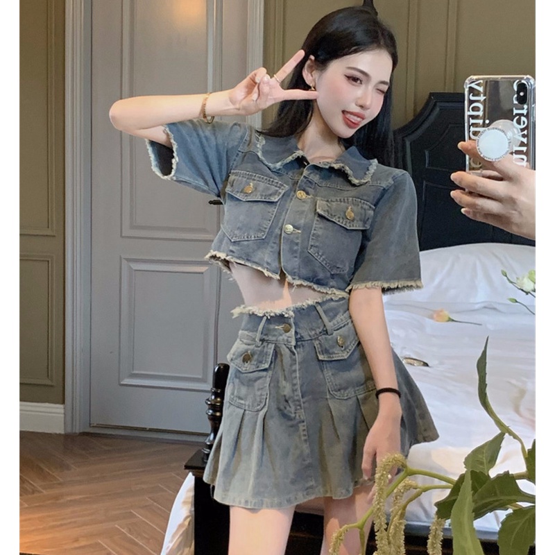 Set Áo Denim Ngắn Tay Form Rộng Và Chân Váy Xếp Ly Thời Trang Dành Cho Nữ