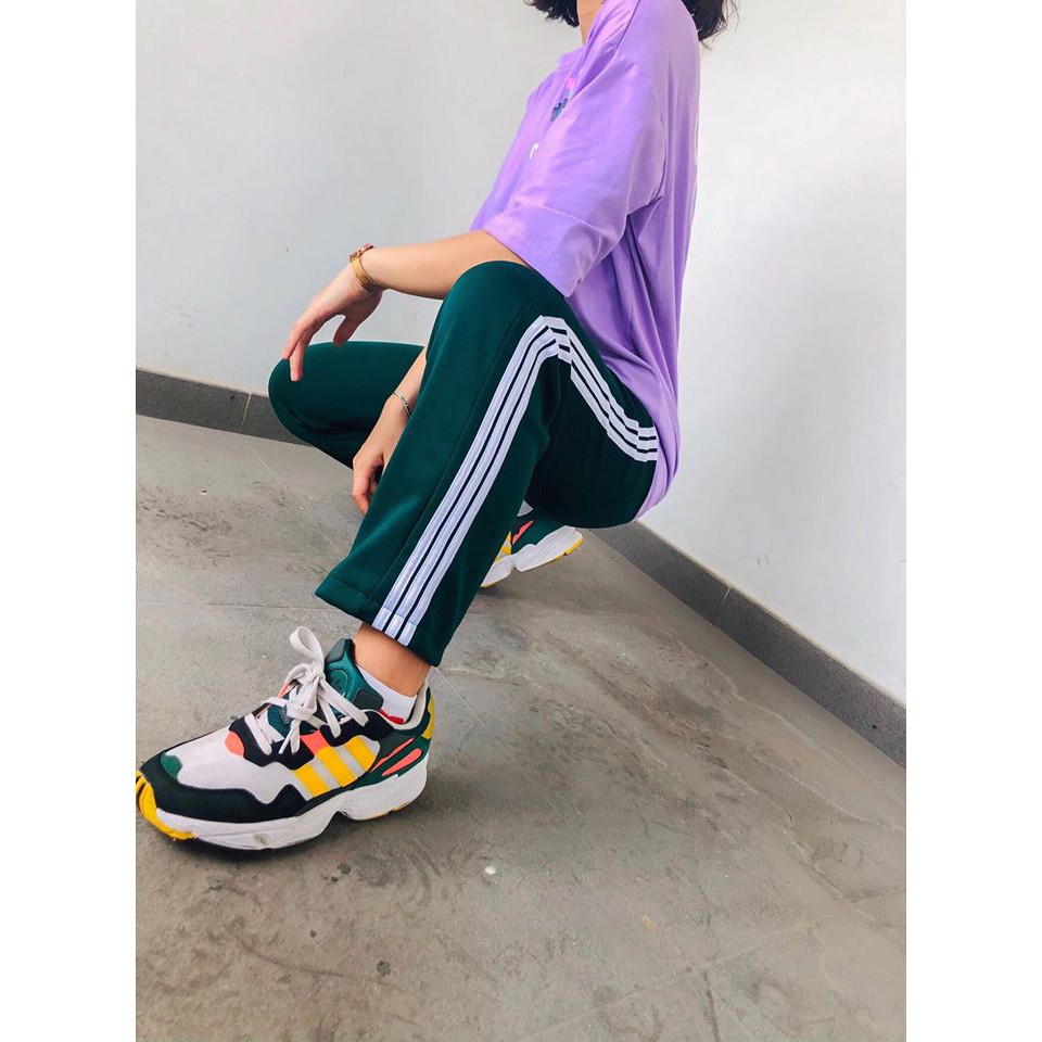 [Mã SKAMSALEP6 giảm 10% TỐI ĐA 100K đơn150K] Quần thể thao 3 sọc trắng Unisex | BigBuy360 - bigbuy360.vn