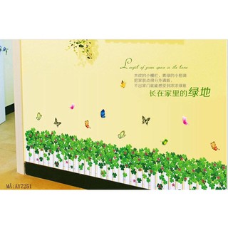 Decal dán tường hàng rào cỏ 3 lá ( dài 1m3)