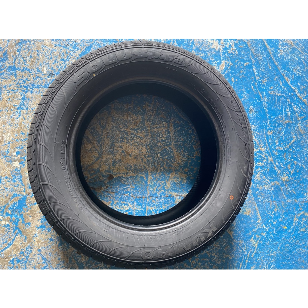 Lốp Kumho 235/60R18 KL21