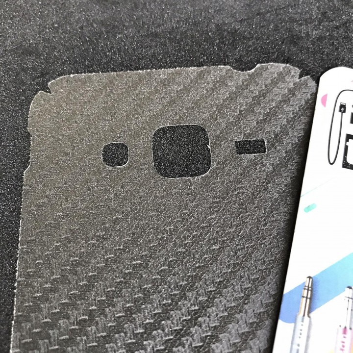Dán mặt lưng Carbon Samsung J3 - J3 2016