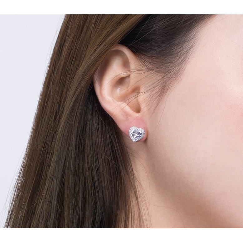 Thời trang Heart Earrings Stud S925 Bông tai kim cương carbon cao cho phụ nữ