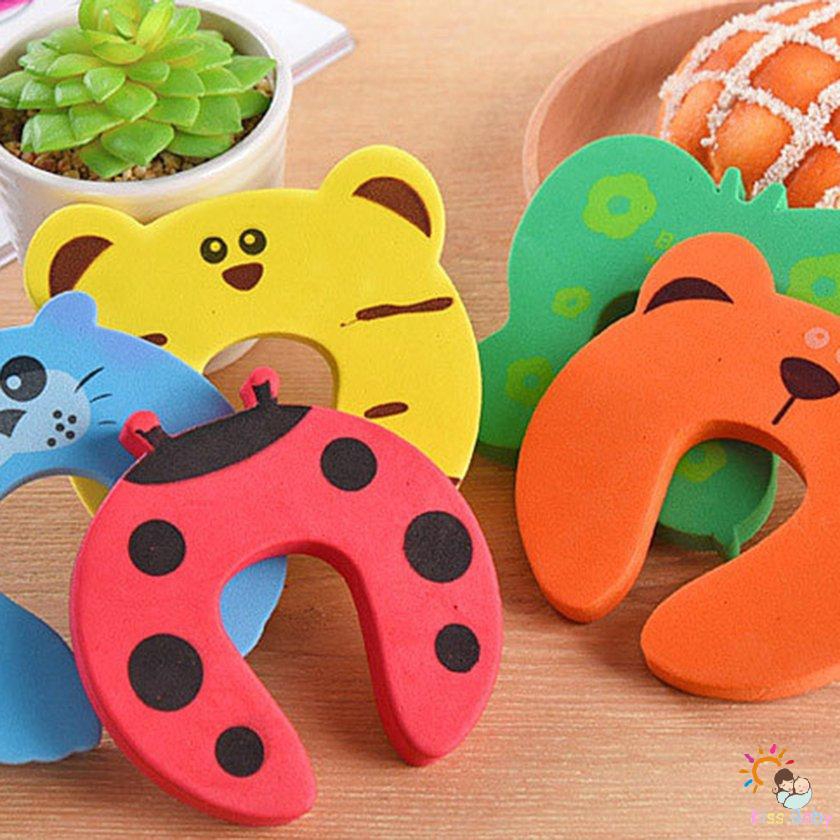Kẹp chặn cửa bảo vệ an toàn cho tay bé thiết kế hoạt hình dễ thương
