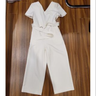 Jumpsuit trắng Eva de Eva