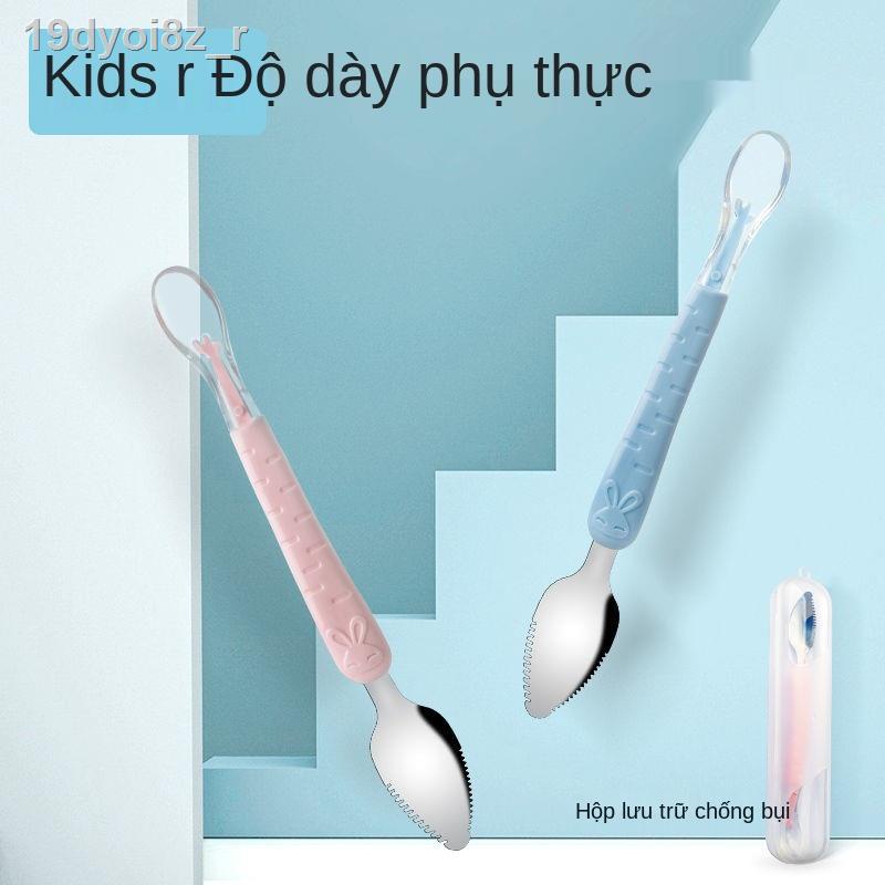 ۞❧☊Kiss me baby food thìa bổ sung thức ăn cho trẻ em nạo trái cây xay nhuyễn tạo tác dao cạo mềm silicone hai đầu bộ đồ