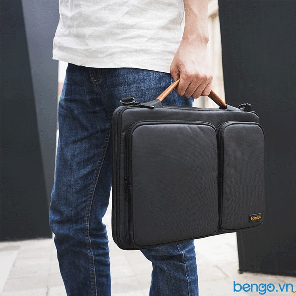 Túi đeo chống sốc MacBook Pro 13"/MacBook Air 13" TOMTOC (USA) 360° Protective Shoulder Bags - A42-C02
