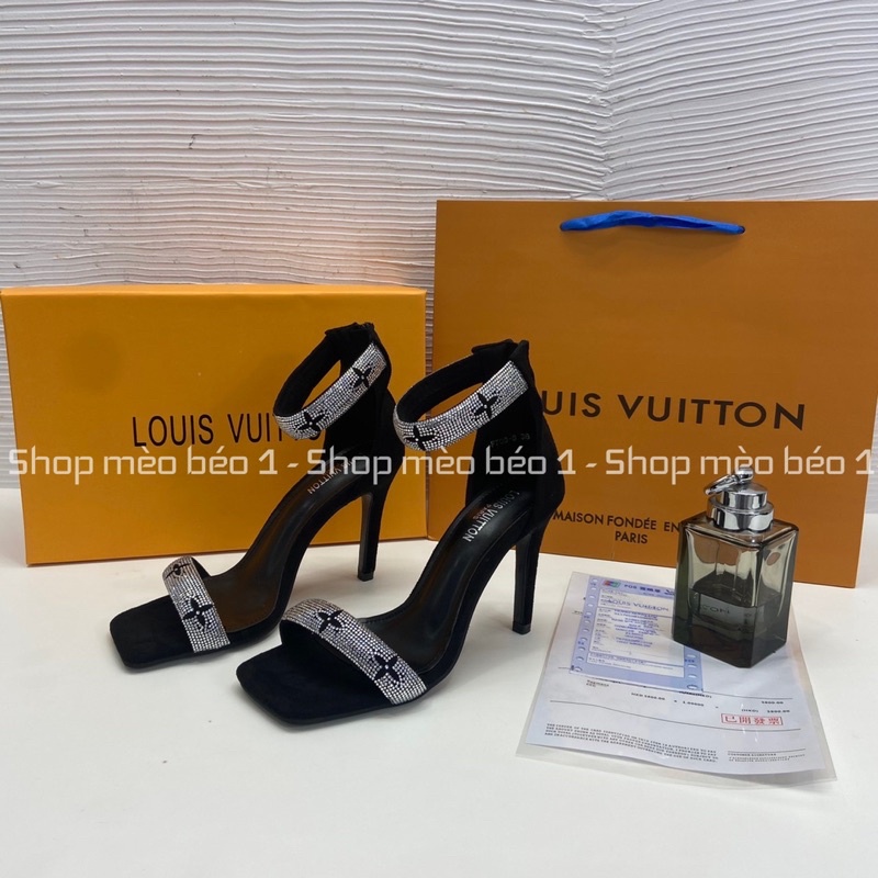 Sandal vs quai đá ngang gót nhọn khoá sau fullbox