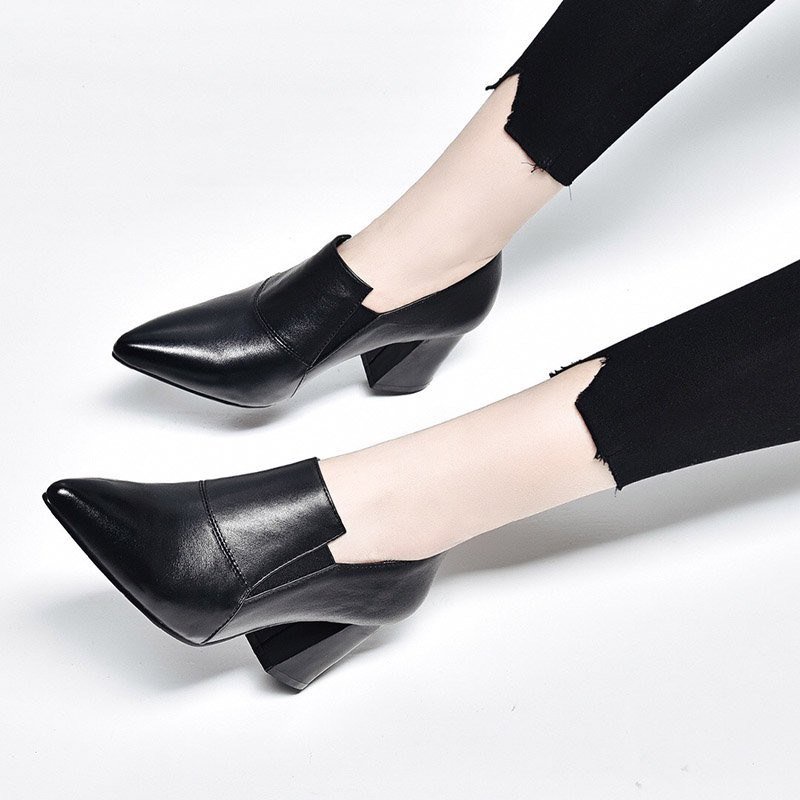 [Mã WABR271 giảm 10% tối đa 30k đơn từ 99k] Boot Cao Gót 7cm Demi Cổ Ngắn Pixie X832 | BigBuy360 - bigbuy360.vn