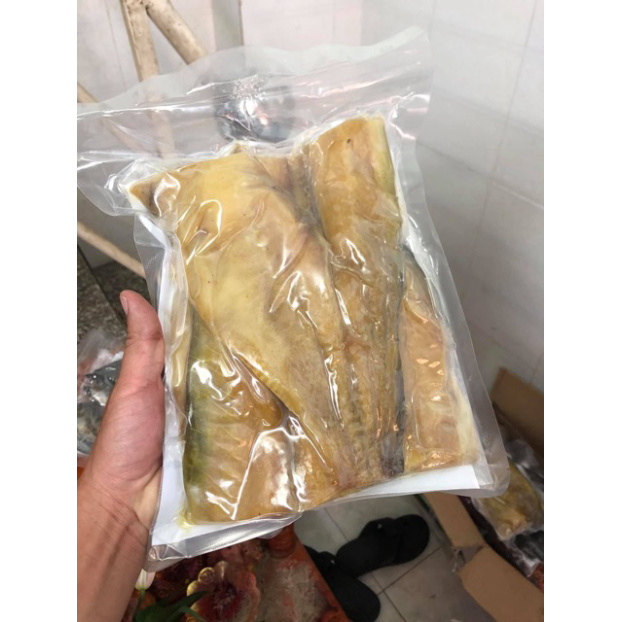 1kg khô cá tra phồng biển hồ ( campuchia )