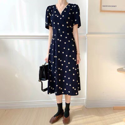 Váy hoa cúc dáng dáng dài tiểu thư