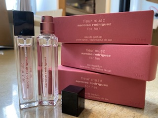 Nước hoa Narciso fleur musc 10ml dạng xịt 🎀🎀🎀