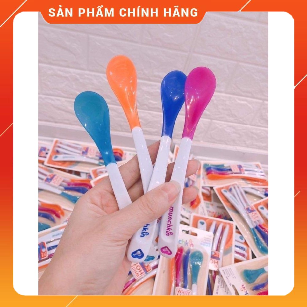 Thìa ăn dặm báo nóng Munchkin Mỹ