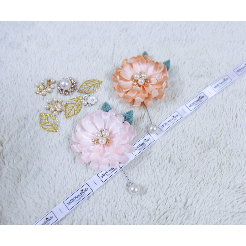 (ảnh thật 100%) Cài áo handmade hoa cúc nhụy 3 trai