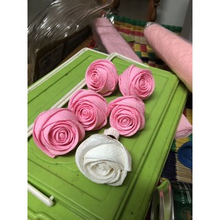 Hoa hồng bằng giấy nhún-50 bông