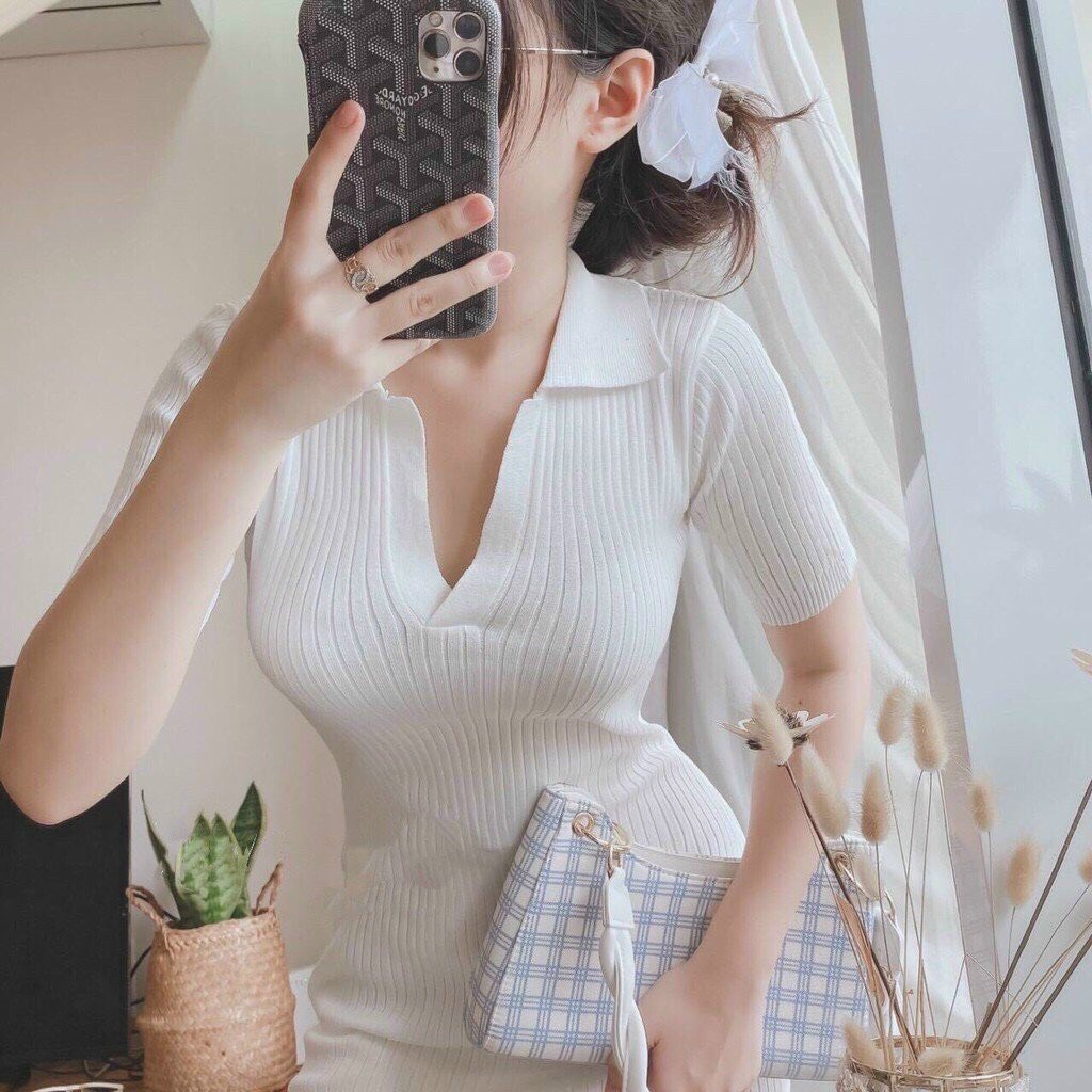 Đầm len tăm phối cổ sơ mi dáng body ôm eo vải co giãn về 4 màu trắng hồng nhạt tím và nõn chuối siêu xinh