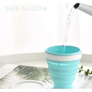 Cốc silicon gấp gọn có nắp đậy